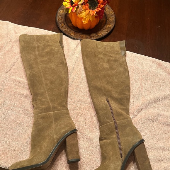 Gianni Bini heeled over the knee boots size 10 worn once! - Picture 2 of 7